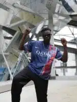 PSG  NAVYBLUE BASKILI T-SHIRT