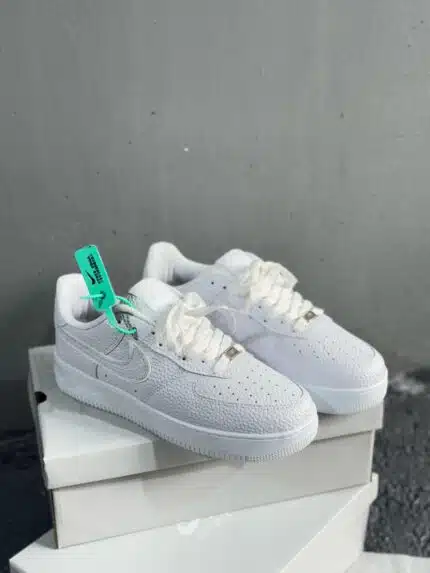 NIKE AIRFORCE 1 WHITE