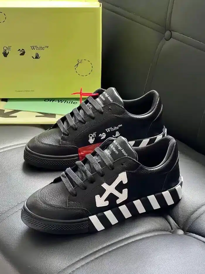 Off White Ayakkabı - Görsel 1