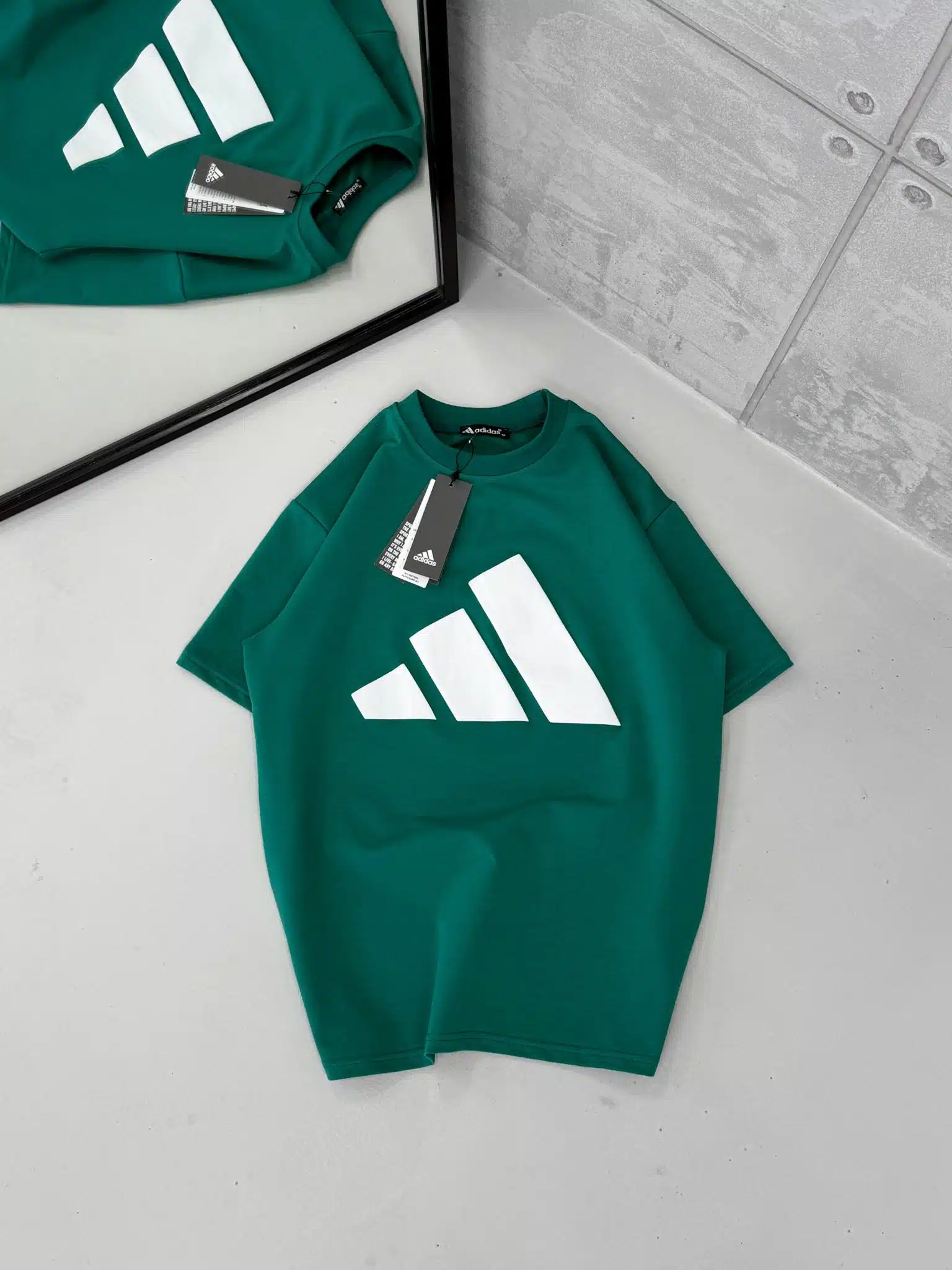 ANREWTNAEN AD Büyük Kabartma Baskı Detaylı Bisiklet Yaka Tshirt - Yeşil - Görsel 1