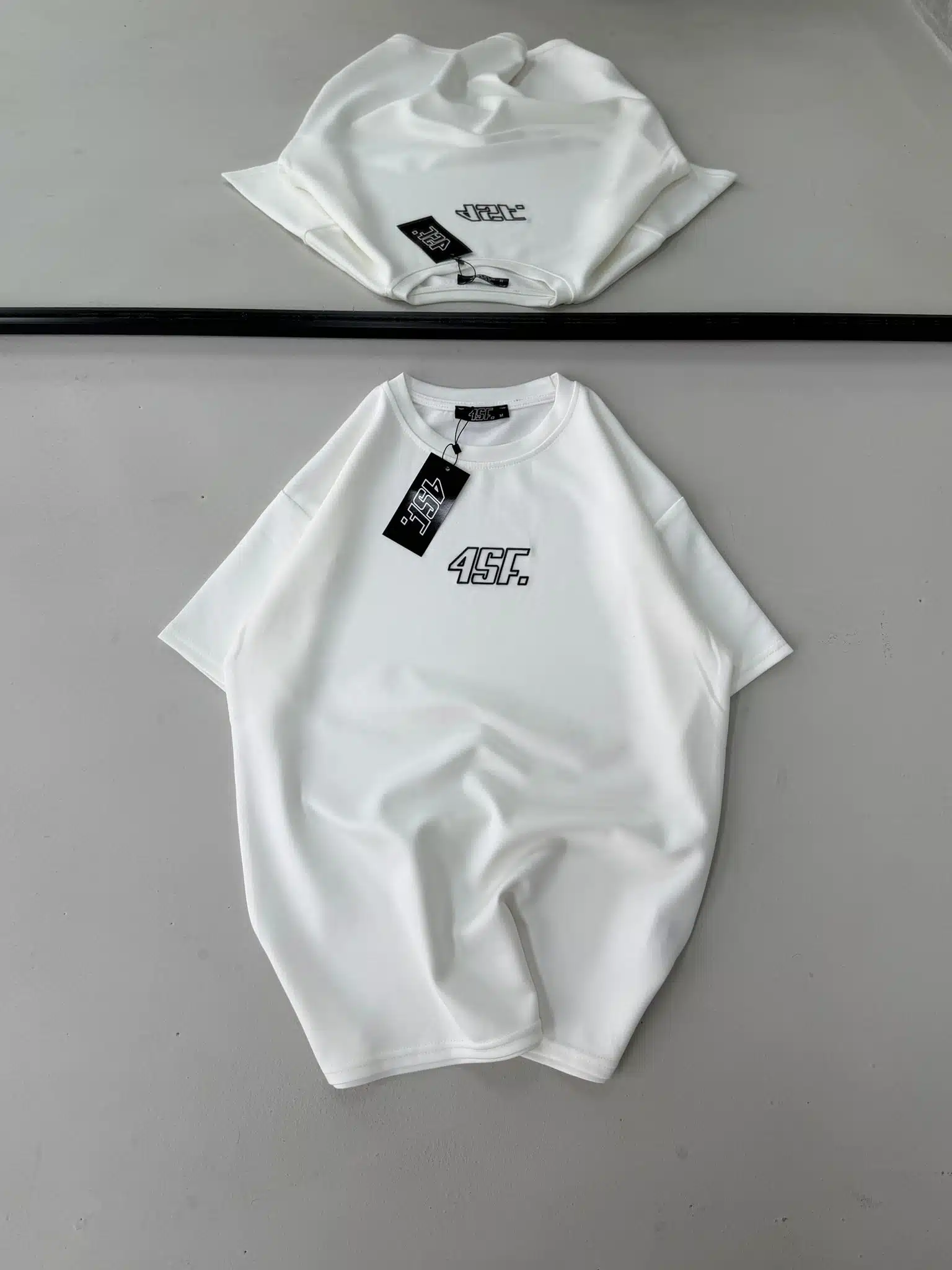 ARBA 4SF Baskı Detaylı Bisiklet Yaka Tshirt - Beyaz - Görsel 1