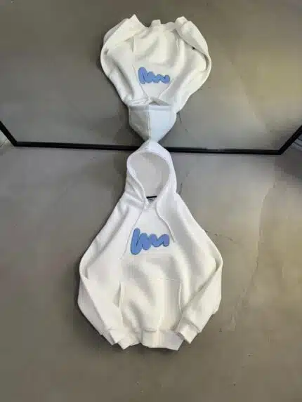 M Premium İmza Kabartma Baskılı Kapşonlu Sweatshirt – Beyaz