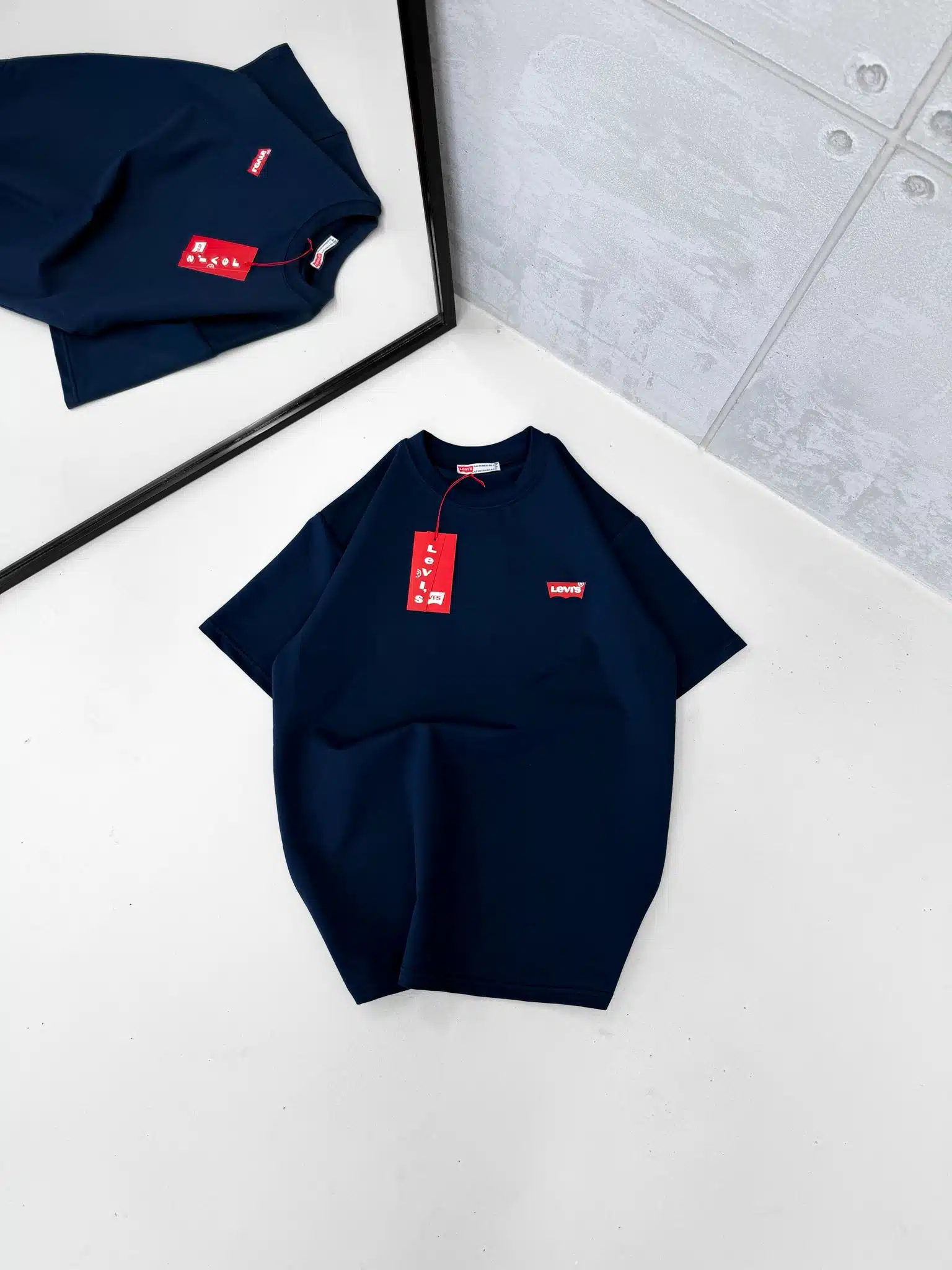 SEYJESJ LVS Sırt Kabartma Baskı Detaylı Bisiklet Yaka Tshirt - Lacivert - Görsel 1