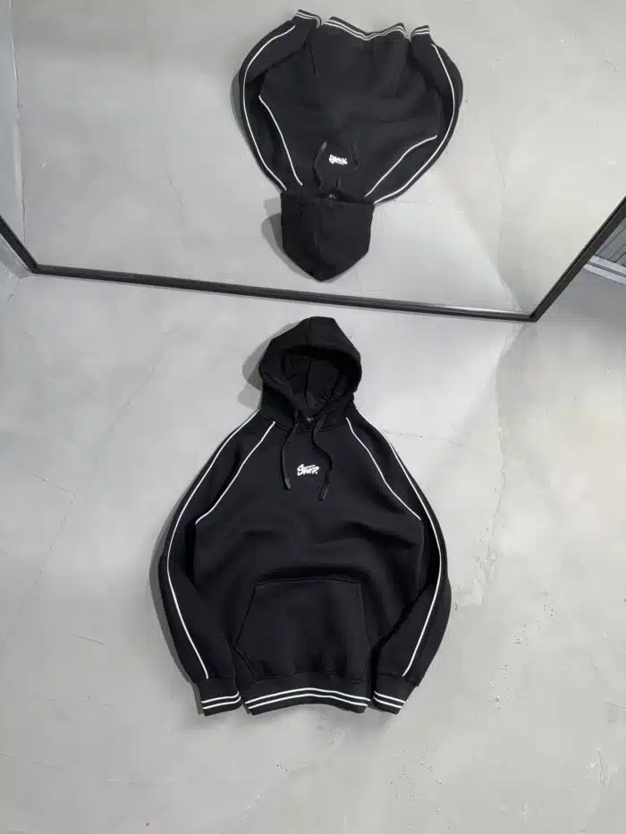ST Enjeksiyon Baskı Kapşonlu Sweatshirt – Siyah - Görsel 1