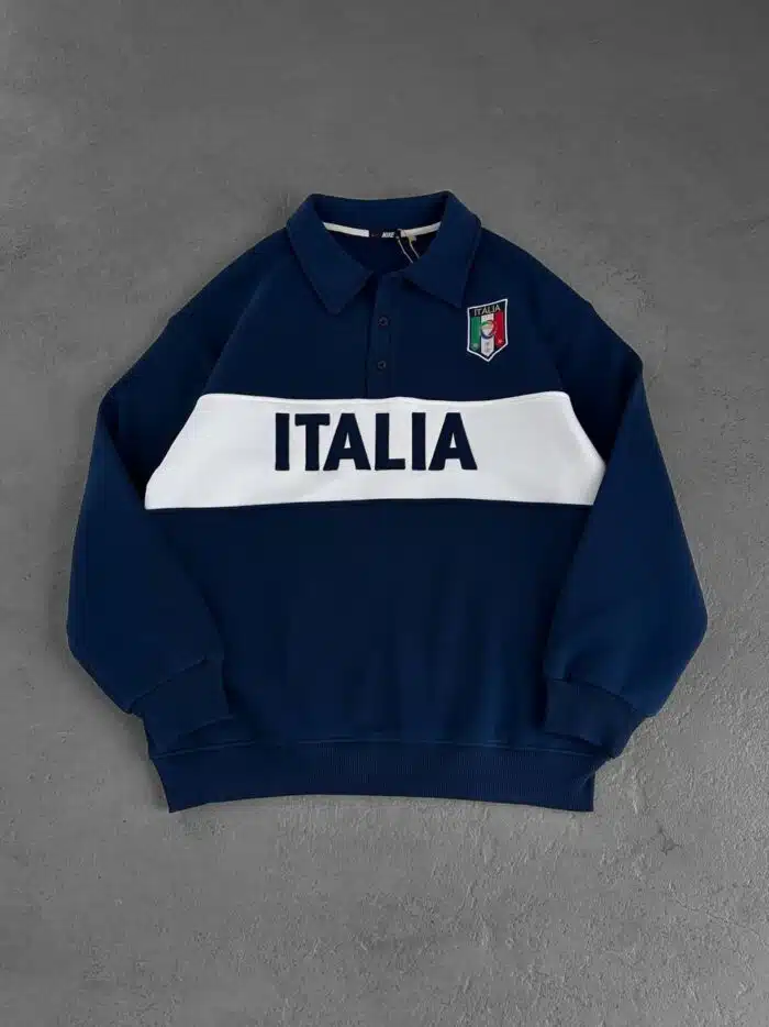 İtalia Nakışlı Üç İplik Yakalı Sweatshirt – Lacivert - Görsel 1