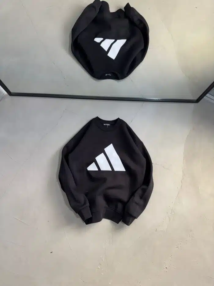 AD Baskılı Üç İplik Sweatshirt – Siyah - Görsel 1