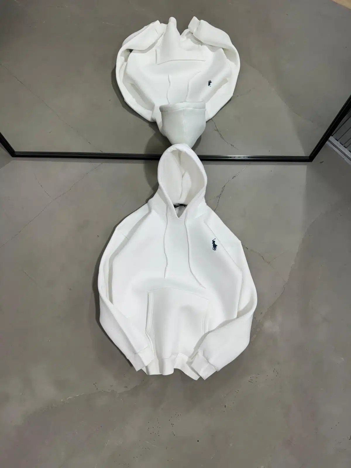 WhatsApp Görsel 2025-10-16 saat 15.41.13_50d83537 RL Nakışlı Kapşonlu Sweatshirt – Beyaz - Görsel 1