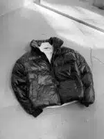 Yüksek Dolgulu Gizli Kopşon Detaylı Şişme Mont - Siyah