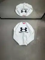 UA Büyük Kabartma Baskılı Üç İplik Sweatshirt – Beyaz