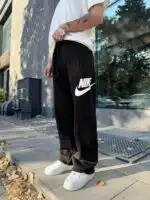 ‘NK’ Büyük Baskılı Lastikli Stoper Paça Baggy Eşofman – Siyah