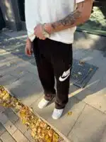 ‘NK’ Büyük Baskılı Lastikli Stoper Paça Baggy Eşofman – Siyah - Görsel 4