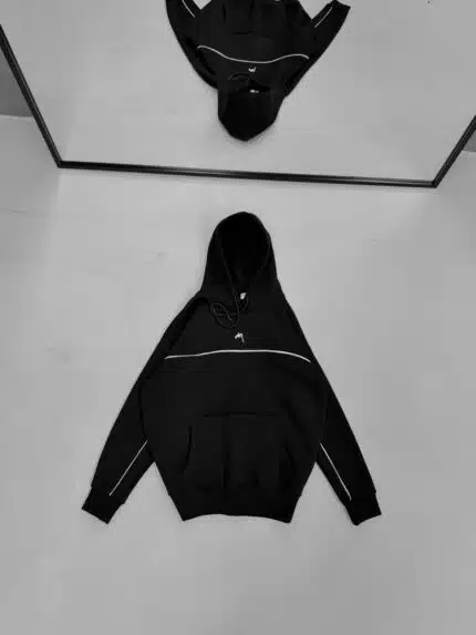 Premium İmzalı Seri Şeritli Nakışlı Kapşonlu Sweatshirt – Siyah