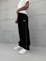 'CK' Enjeksiyon Baskılı Çizgili Lastikli Stoper Paça Baggy Eşofman - Siyah - Görsel 3