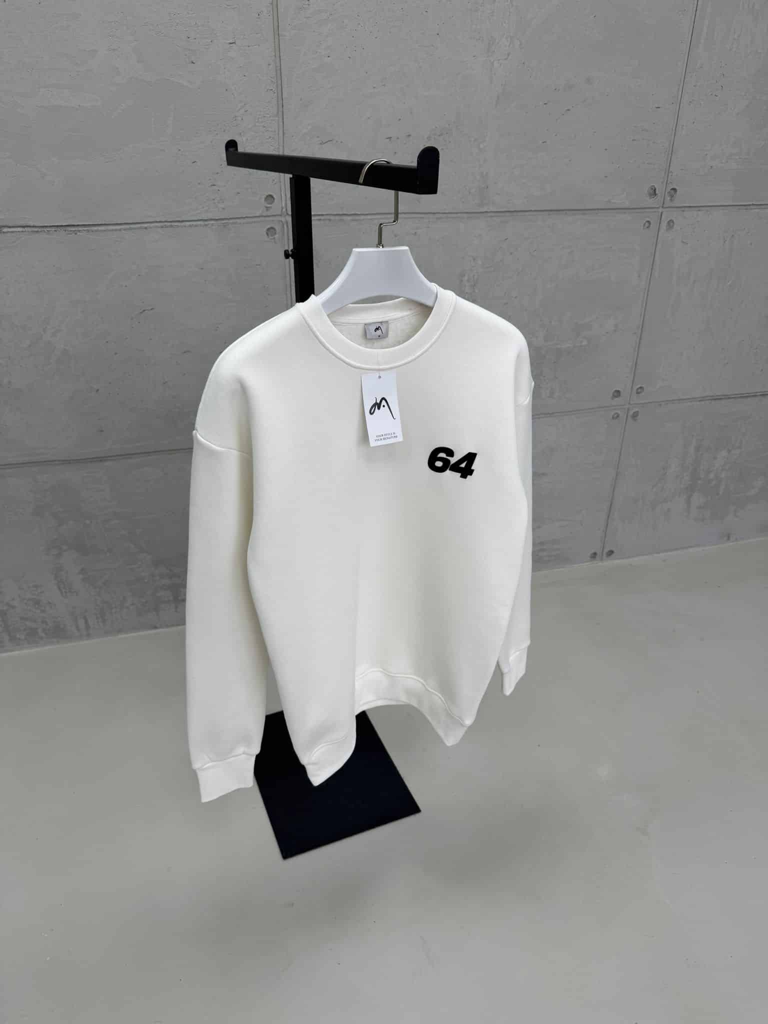 WhatsApp Görsel 2025-12-05 saat 11.35.53_bb1637e6 Premium Shootingstar64 Kabartma Baskılı Sweatshirt – Beyaz - Görsel 1