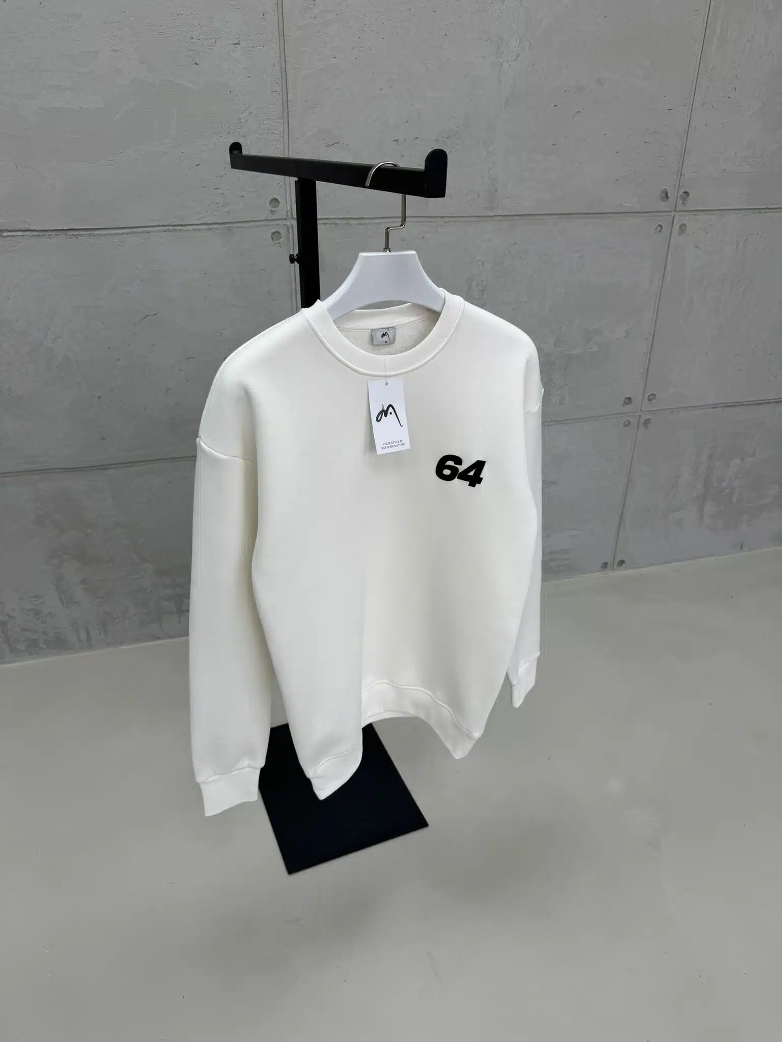 WhatsApp Görsel 2025-12-05 saat 11.35.53_bb1637e6 Premium Shootingstar64 Kabartma Baskılı Sweatshirt – Beyaz - Görsel 1