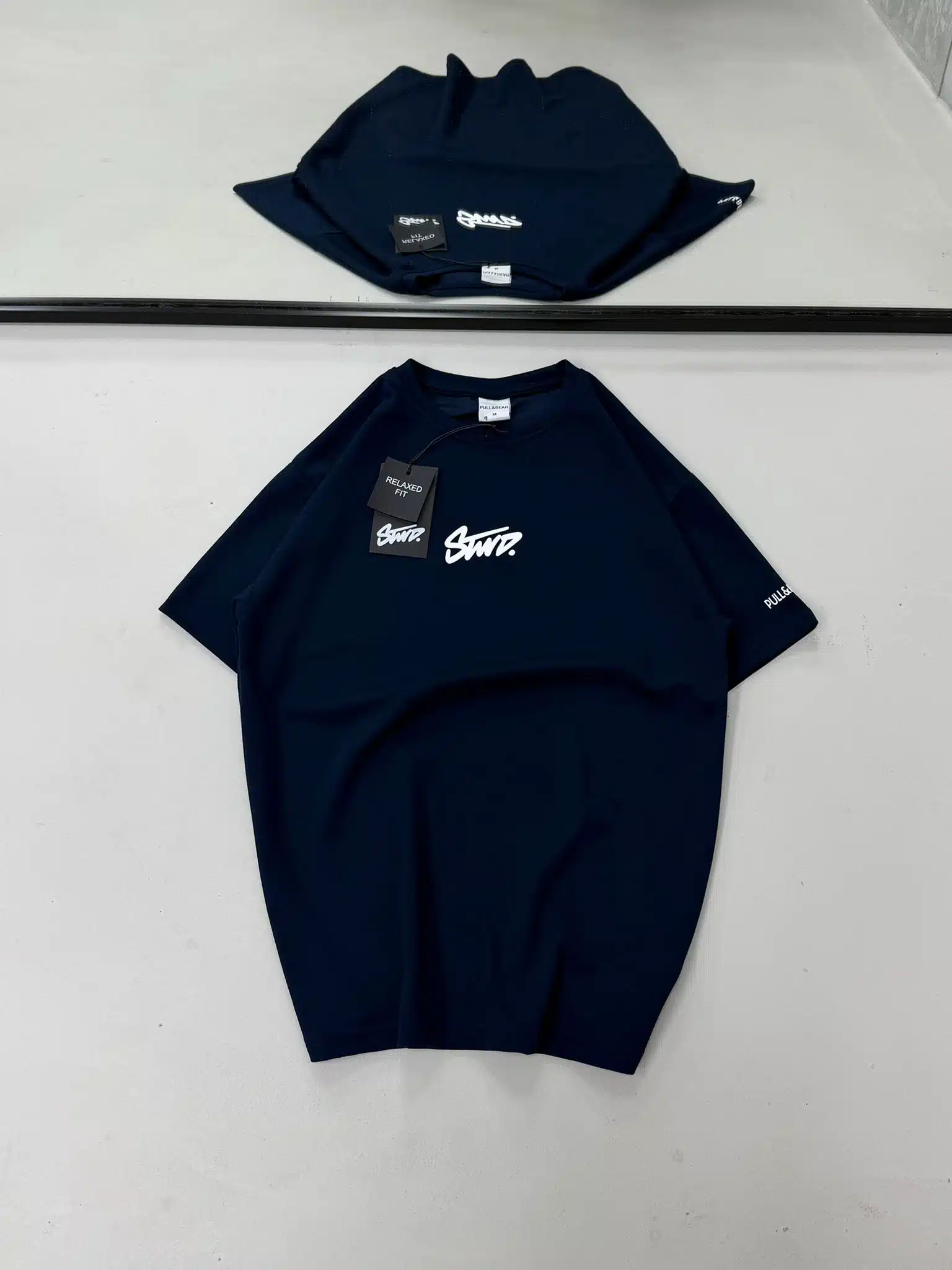 WhatsApp Image 2026-01-24 at 23.23.10HE65H3W4 ST Enjeksiyon Baskılı Kol Detaylı Bisiklet Yaka Tshirt - Lacivert - Görsel 1