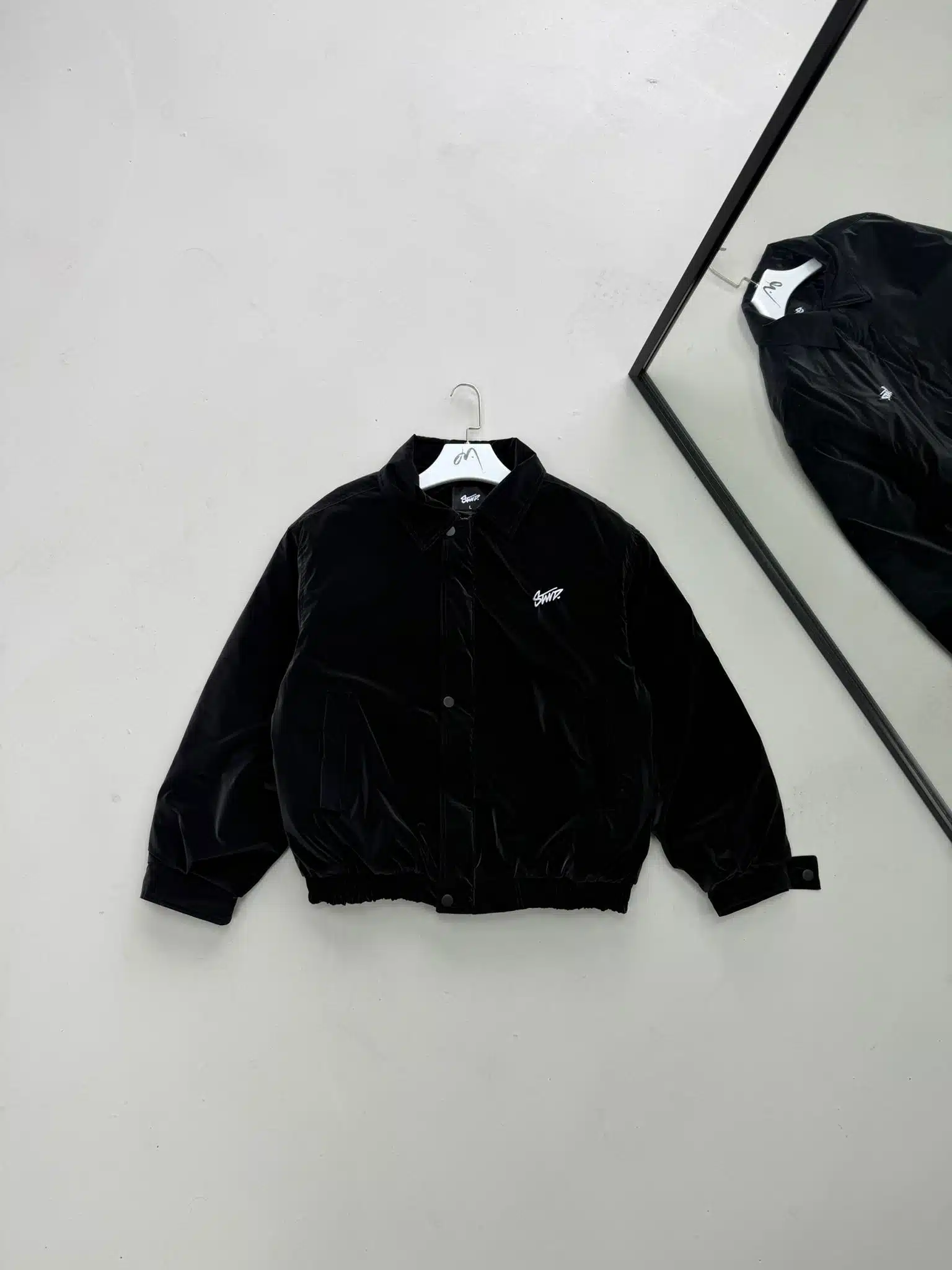 WhatsApp Image 2026-02-12 at 14.56.09 ST Nakış İşlemeli Bomber Ceket - Siyah - Görsel 1