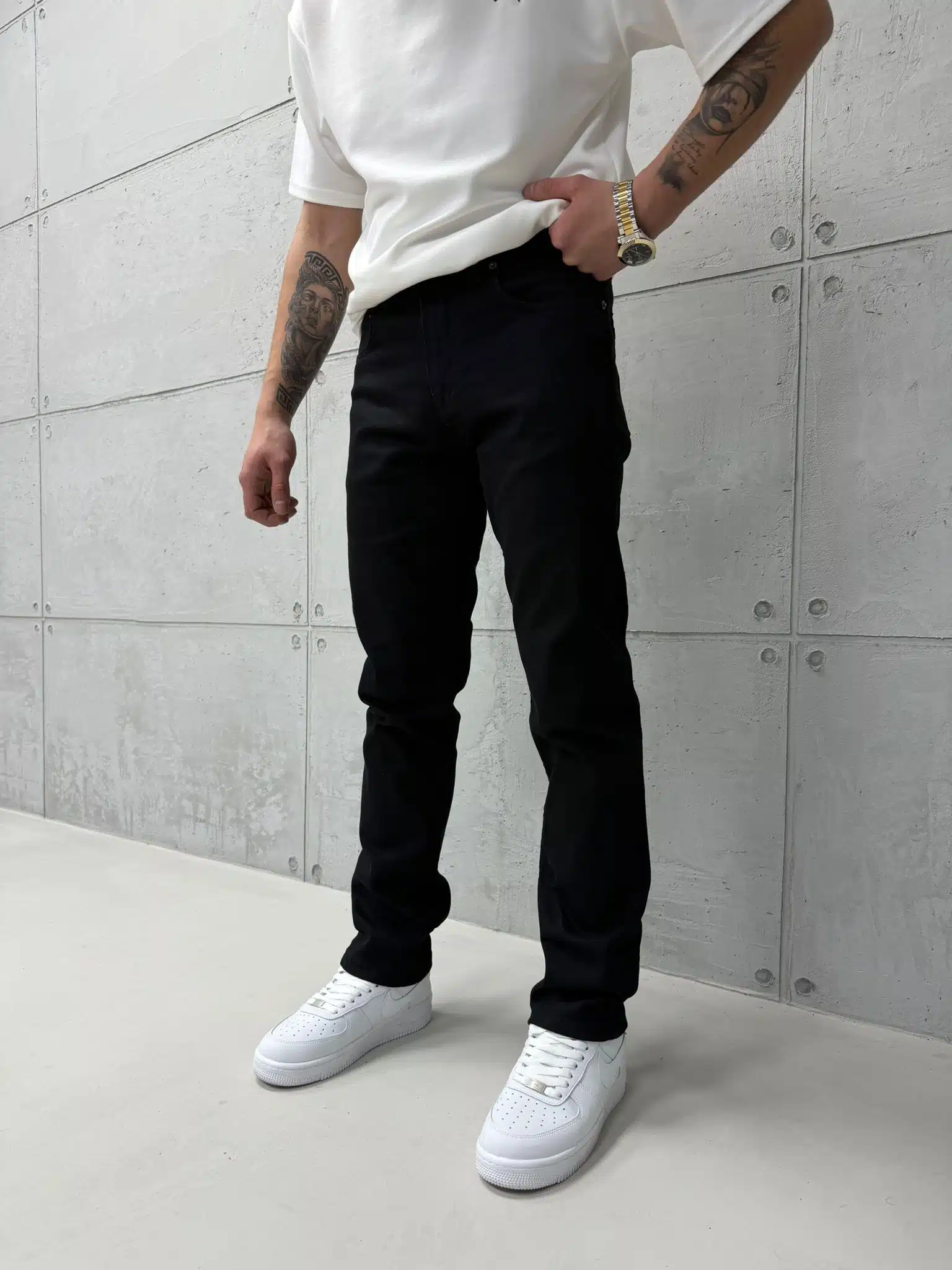 WhatsApp Image 2026-02-13 at 14.37.33 Premium İmzalı Black Pro Regular Fit Pantolon - Siyah - Görsel 1