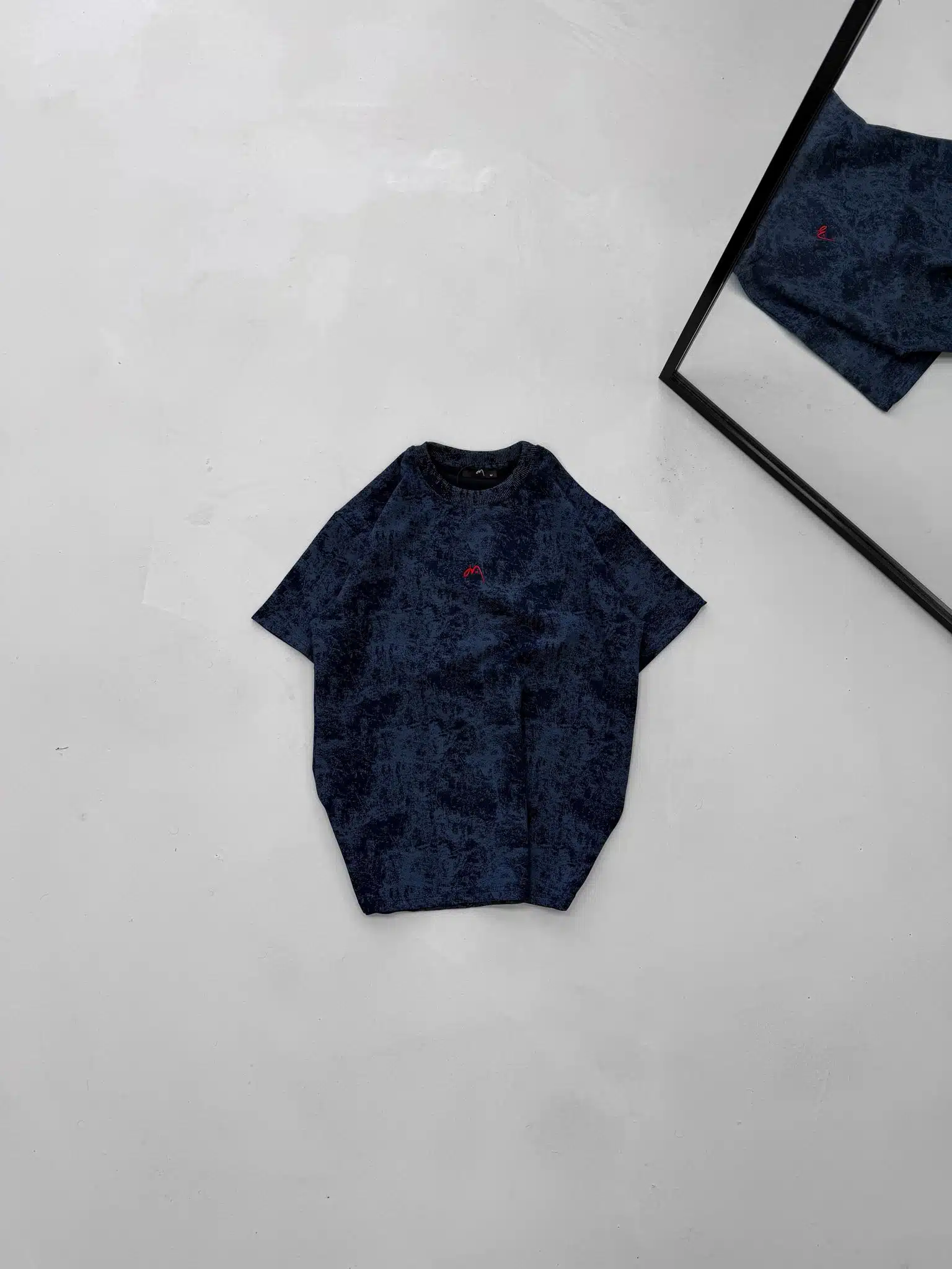 WhatsApp Image 2026-02-20 at 02.07.41 (1) M Premium İmzalı Yıkamalı Bisiklet Yaka Tshirt-Lacivert - Görsel 1