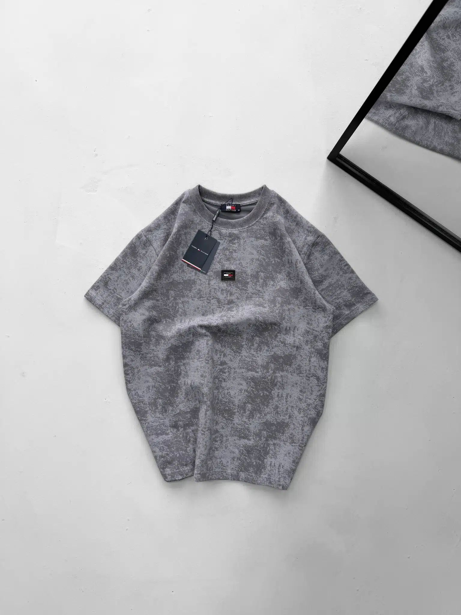 WhatsApp Image 2026-02-28 at 02.22.09 (1) TM Yıkamalı Bisiklet Yaka Tshirt-Gri - Görsel 1