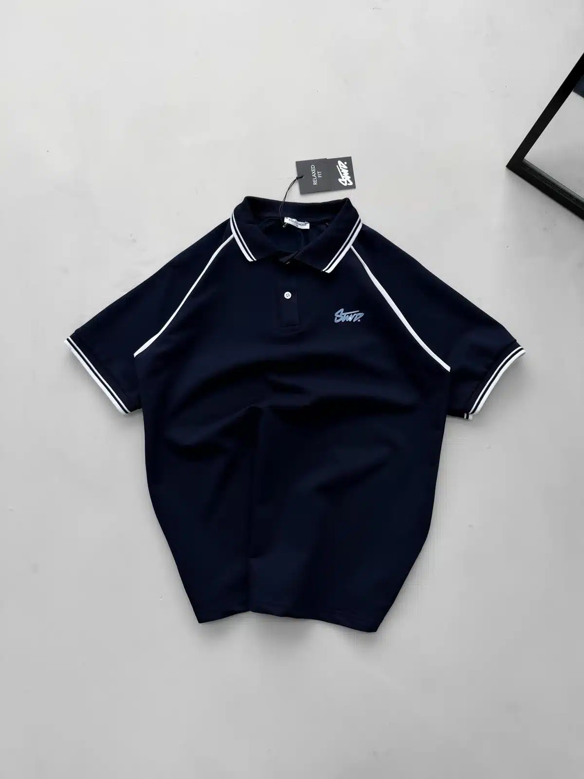 WhatsApp Image 2026-04-10 at 14.31.16 ST Koldan Şeritli Polo Yaka T-shirt - Lacivert - Görsel 1