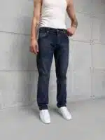 Premium İmzalı Seri Regular Fit Pantolon – Taşlamalı Kimyasal Siyah 1007