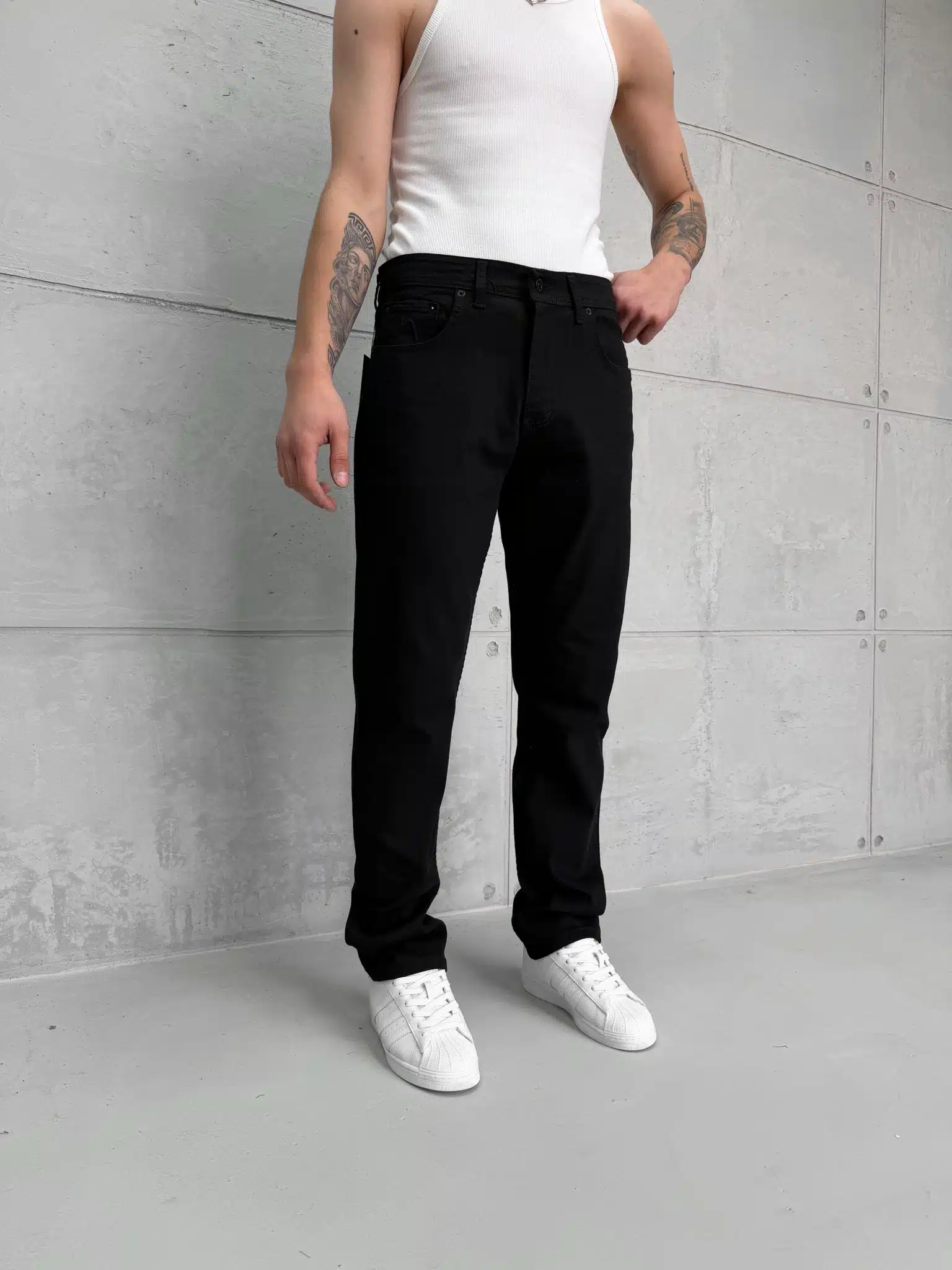 WhatsApp Image 2026-05-05 at 14.43.53- Premium İmzalı Seri Regular Fit Pantolon - Siyah 1008 - Görsel 1