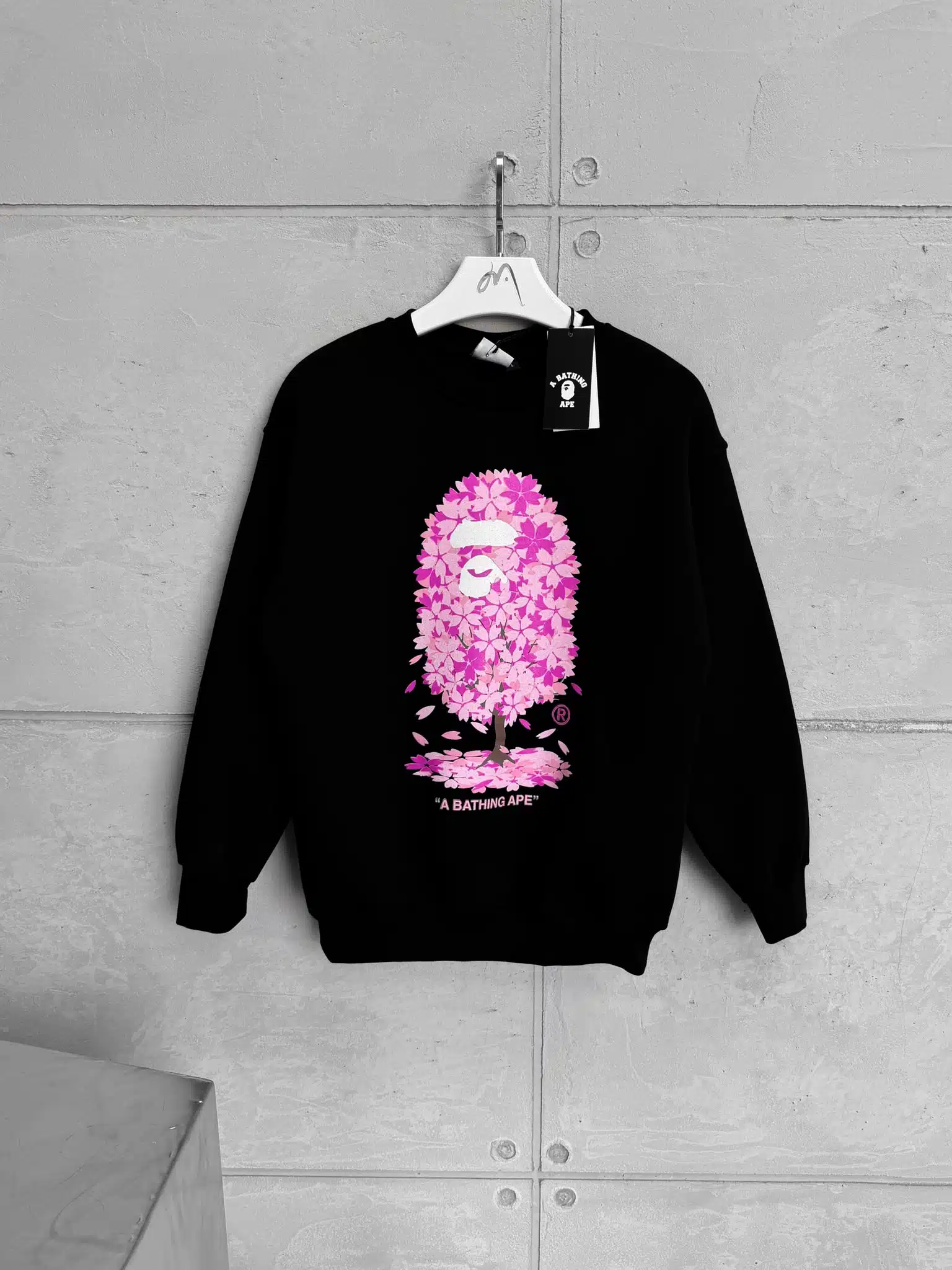 WhatsApp Image 2026-08-22 at 12.22.48 (6) BP Ping Garden Baskılı Sweatshirt – Siyah - Görsel 1