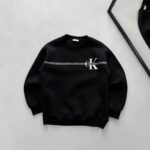CK Göğüs Baskılı Sweatshirt – Siyah