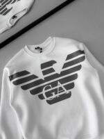 EA7 Göğüs Baskılı Reflektörlü Sweatshirt – BEYAZ - Görsel 3