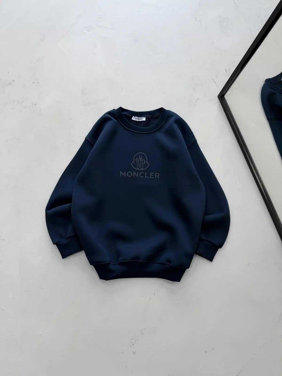 WhatsApp Image 2026-08-28 at 14.25.13 MN Göğüs Baskılı 3 İplik Oversize Sweatshirt – Lacivert - Görsel 1