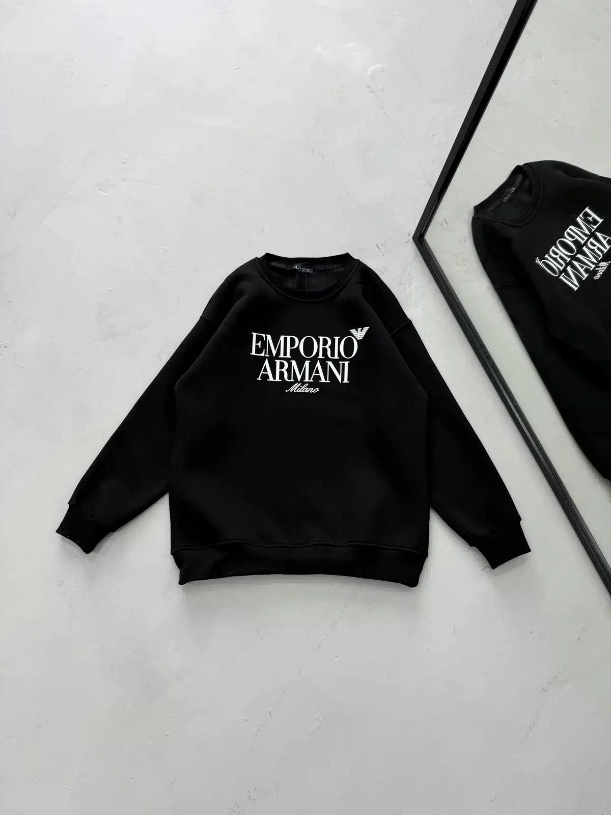 WhatsApp Image 2026-08-31 at 22.39.29 (2) E/A Göğüs Baskılı 3 İplik Oversize Sweatshirt – Siyah - Görsel 1