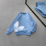 AD Göğüs & Yan Baskılı 3 İplik Oversize Sweatshirt – Bebe Mavisi