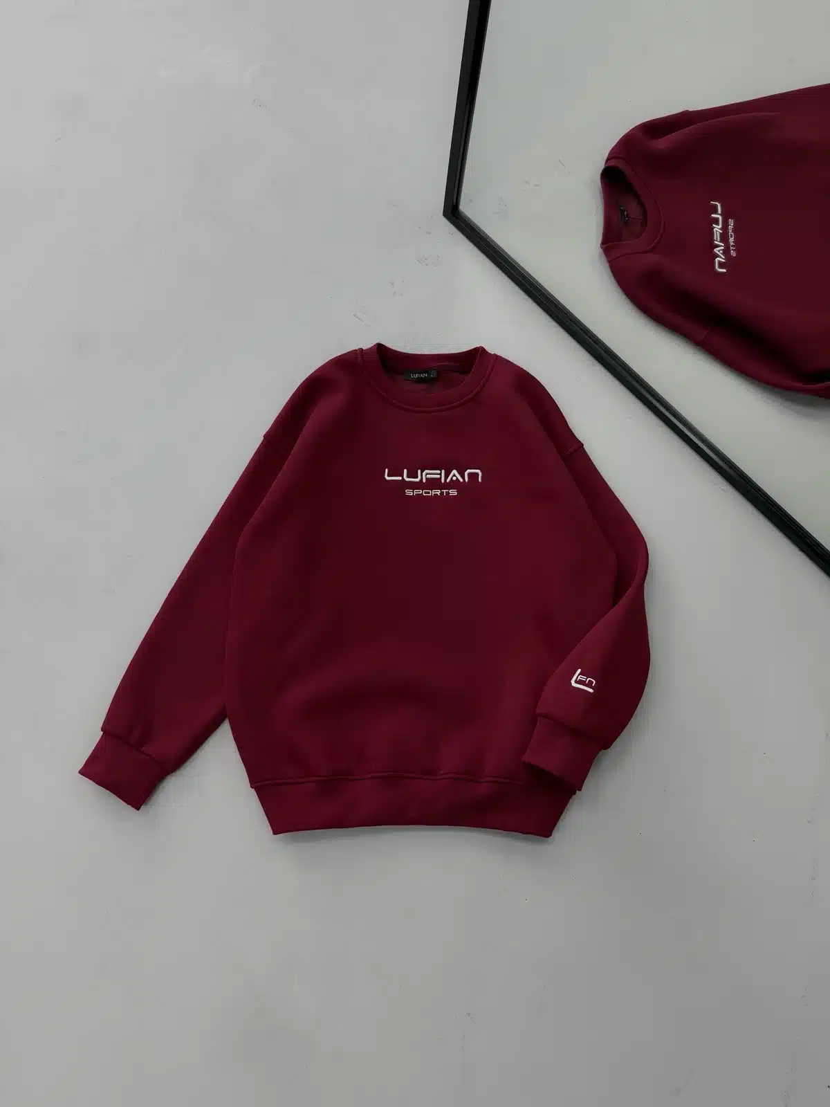 WhatsApp Image 2026-09-05 at 21.53.02 (5) LFN Göğüs Nakış Detaylı 3 İplik Oversize Sweatshirt – Bordo - Görsel 1