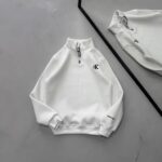 CK Nakış Detaylı Yarım Fermuarlı 3 İplik Oversize Sweatshirt – Beyaz