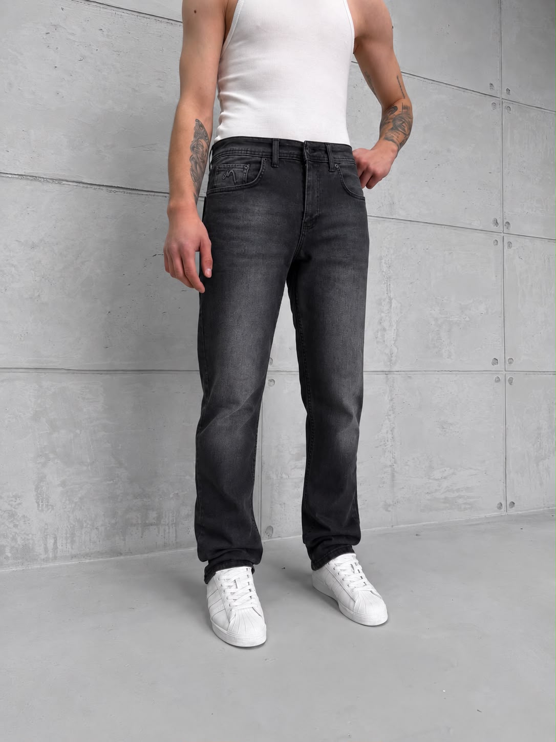 WhatsApp Image 2026-09-12 at 12.14.35 (1) Premium İmzalı Seri Regular Fit Pantolon - Gri Kimyasal Bıyık 1016 - Görsel 1