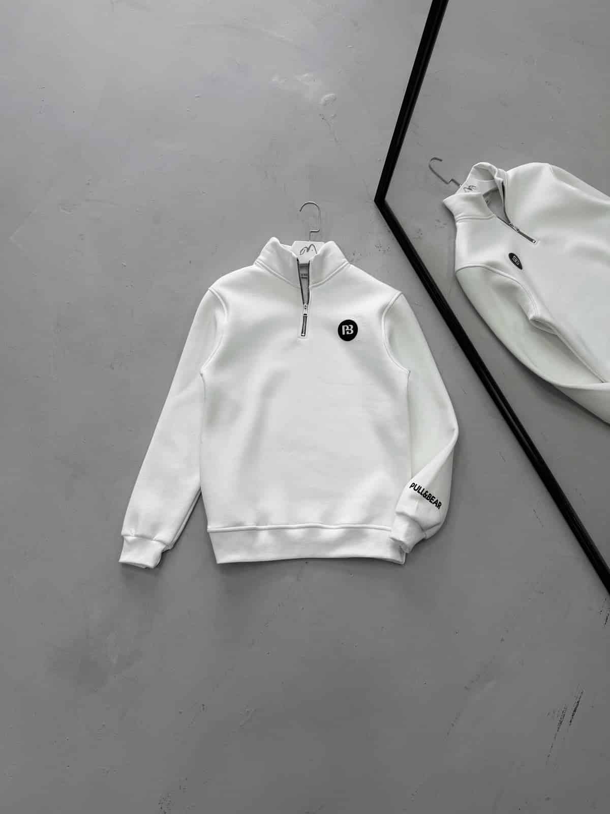 WhatsApp Image 2026-09-15 at 18.46.17 PB Yarım Fermuarlı 3 İplik Oversize Sweatshirt – Beyaz - Görsel 1