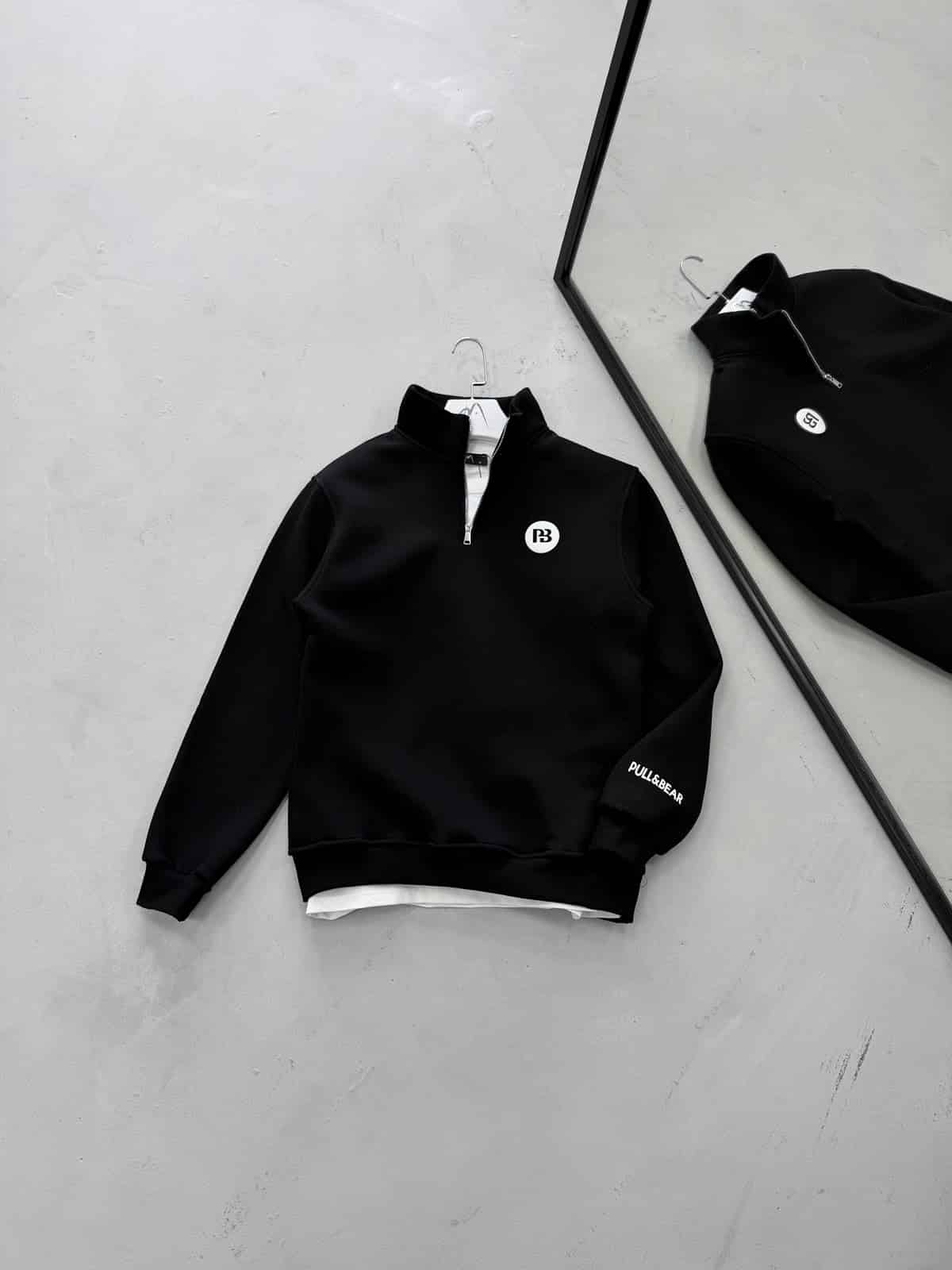 WhatsApp Image 2026-09-15 at 18.46.18 (5) PB Yarım Fermuarlı 3 İplik Oversize Sweatshirt – Siyah - Görsel 1