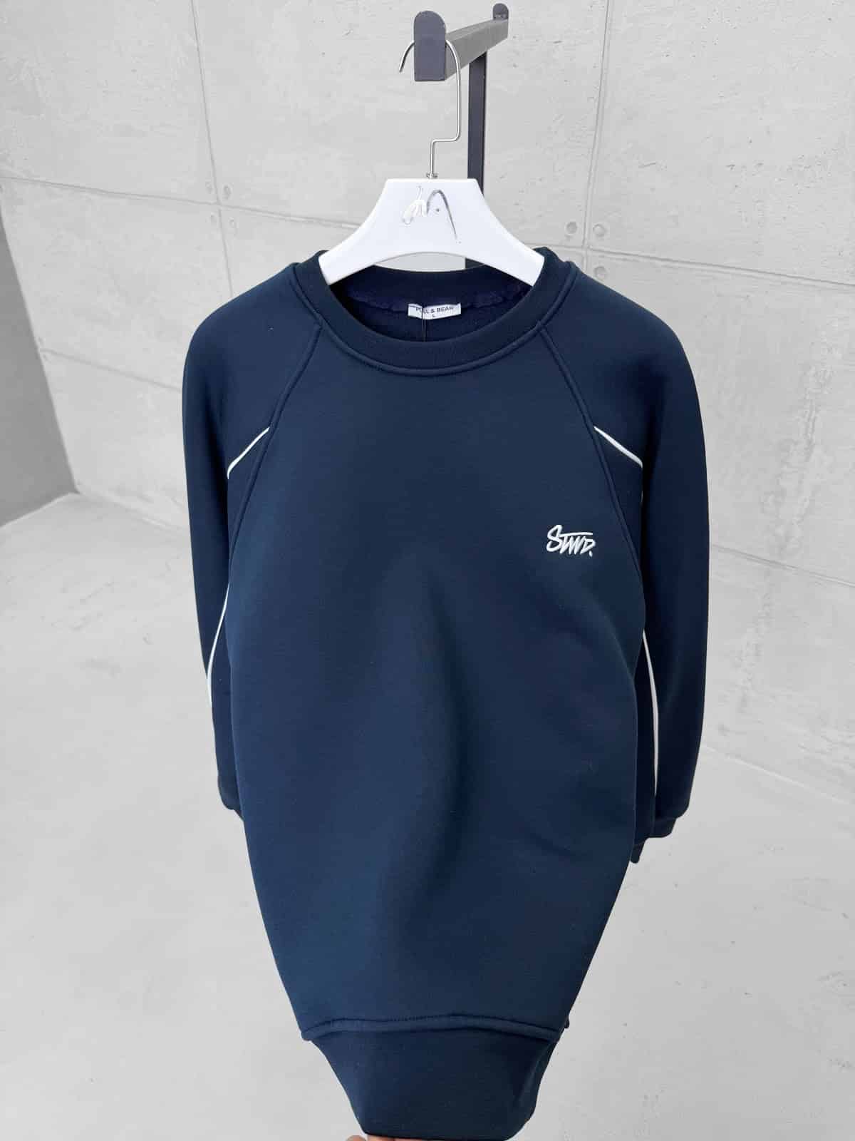 WhatsApp Image 2026-09-20 at 12.08.21 (1) ST Nakış Detaylı Arabiyeli 3 İplik Sweatshirt – Lacivert - Görsel 1