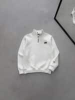 TM Nakış Detaylı Yarım Fermuarlı Sweatshirt – Beyaz
