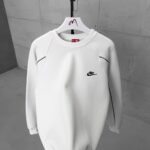 NK Nakış Detaylı Arabiyeli 3 İplik Sweatshirt – Beyaz