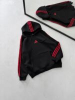 AD Baskılı Şerit Detaylı Kapüşonlu Sweatshirt – Siyah&Kırmızı - Görsel 4