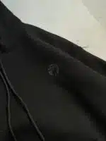 M Küçük Enjeksiyon Baskılı Üç İplik Kapşonlu  Sweatshirt – Siyah - Görsel 5